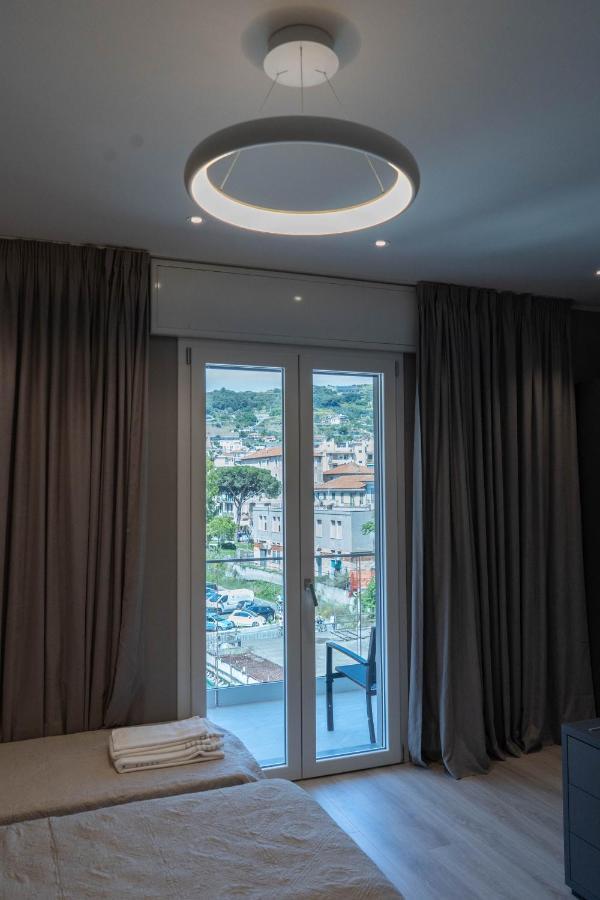 Hotel Graziella Арма-ди-Таджа Экстерьер фото