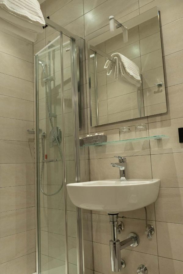 Hotel Graziella Арма-ди-Таджа Экстерьер фото